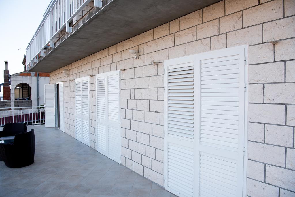 Apartments Duvan Zavalatica Extérieur photo
